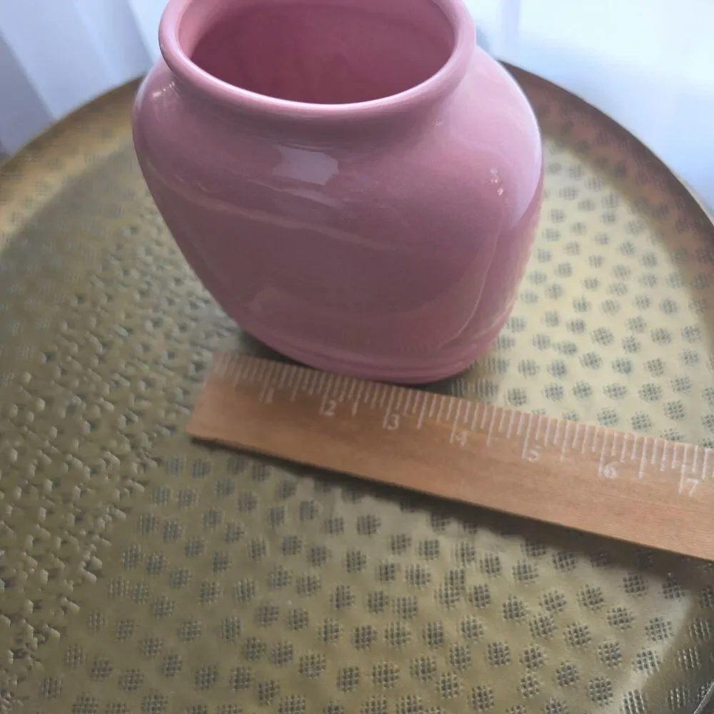 Vintage 1980s Glossy Pastel Pink Ribbed Bud Vase | Retro Desk & Vanity Organizer